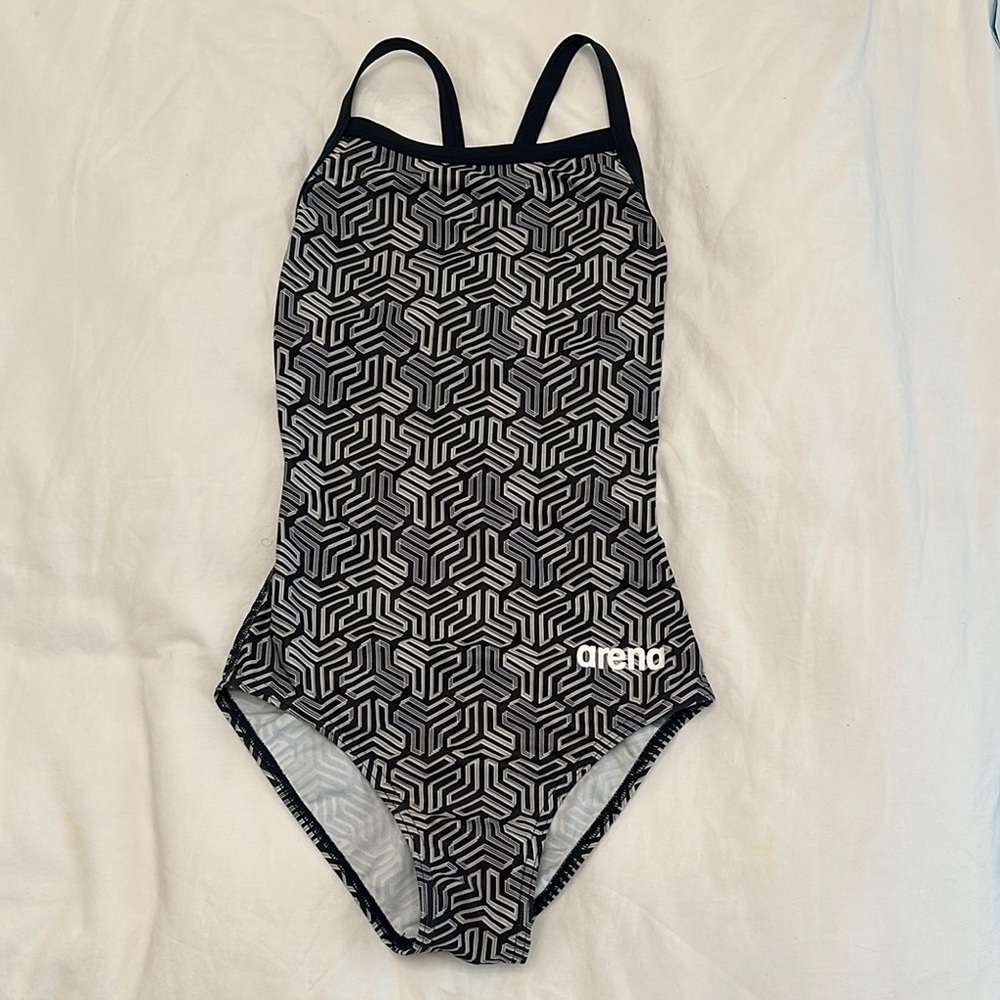 Arena Black and White Athletic One Piece Swimsuit Size 28
